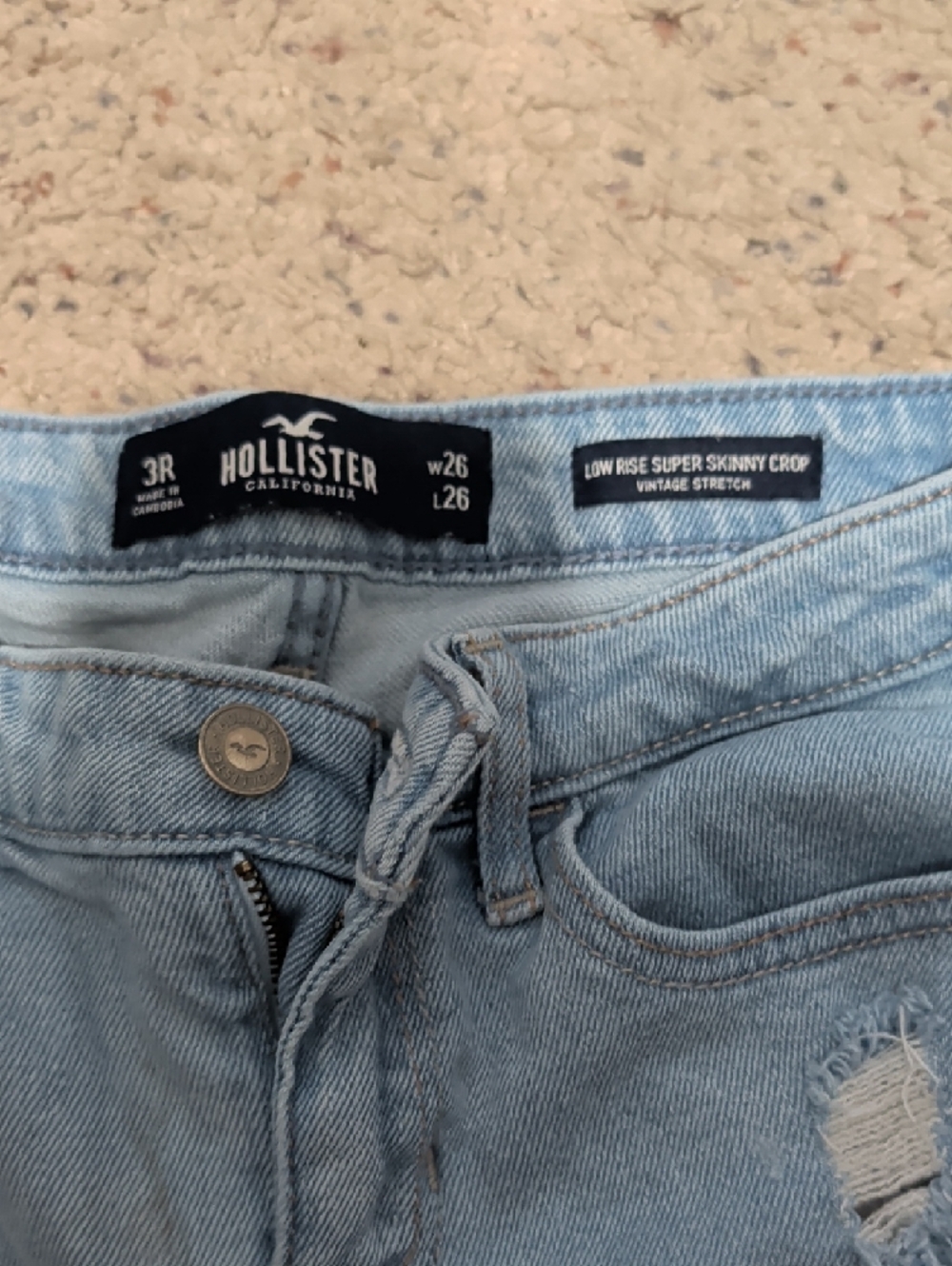 Hollister Light Blue Distressed Skinny Jeans - Picture 2 of 3